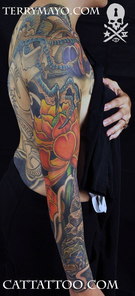 Tattoos - Dragon Grabbing Lotus - 93667